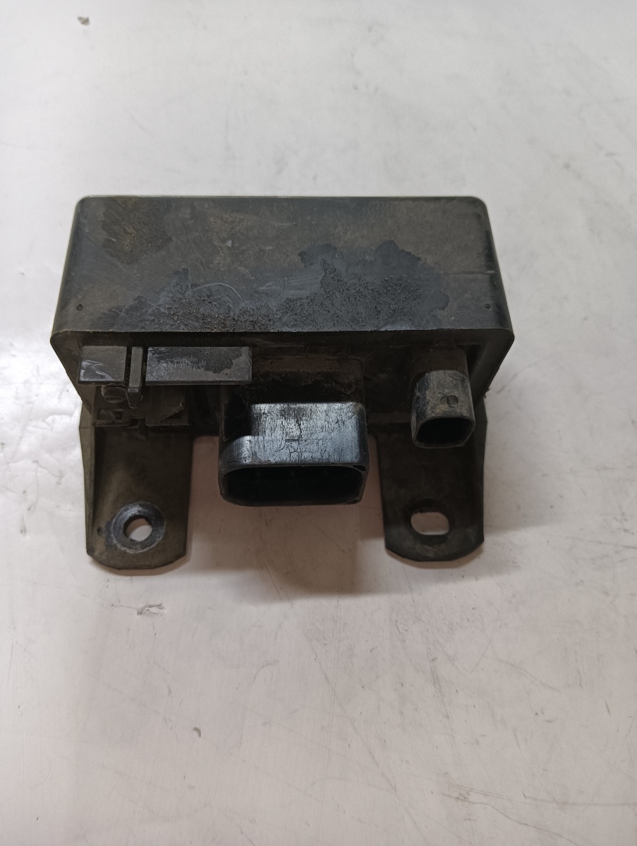 Releu bujii  MERCEDES-BENZ E-CLASS II W210 1995 - 2003 2.5 E 250 D OM 605.912 – foto 2