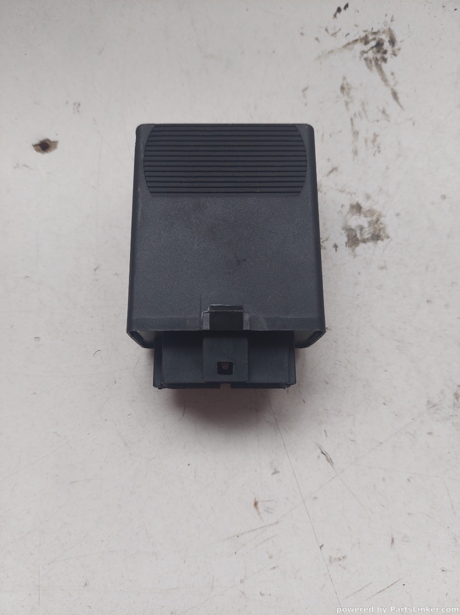Releu faruri  MERCEDES-BENZ VITO Box (638) [ 1997 - 2003 ] OEM 0165452632 – foto 2