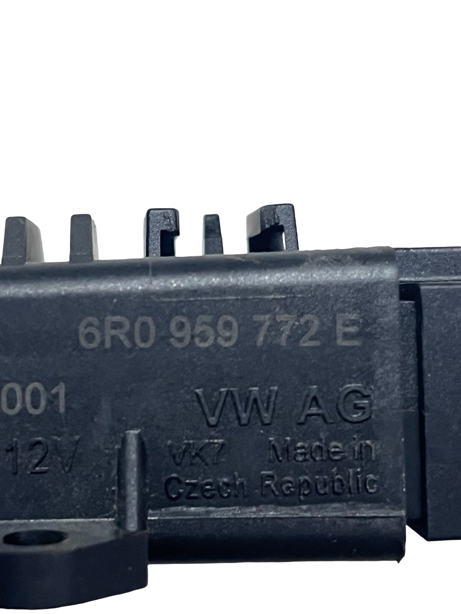 Releu incalzire scaun SKODA FABIA III Estate NJ5 2014 - > 6R0959772E – foto 3