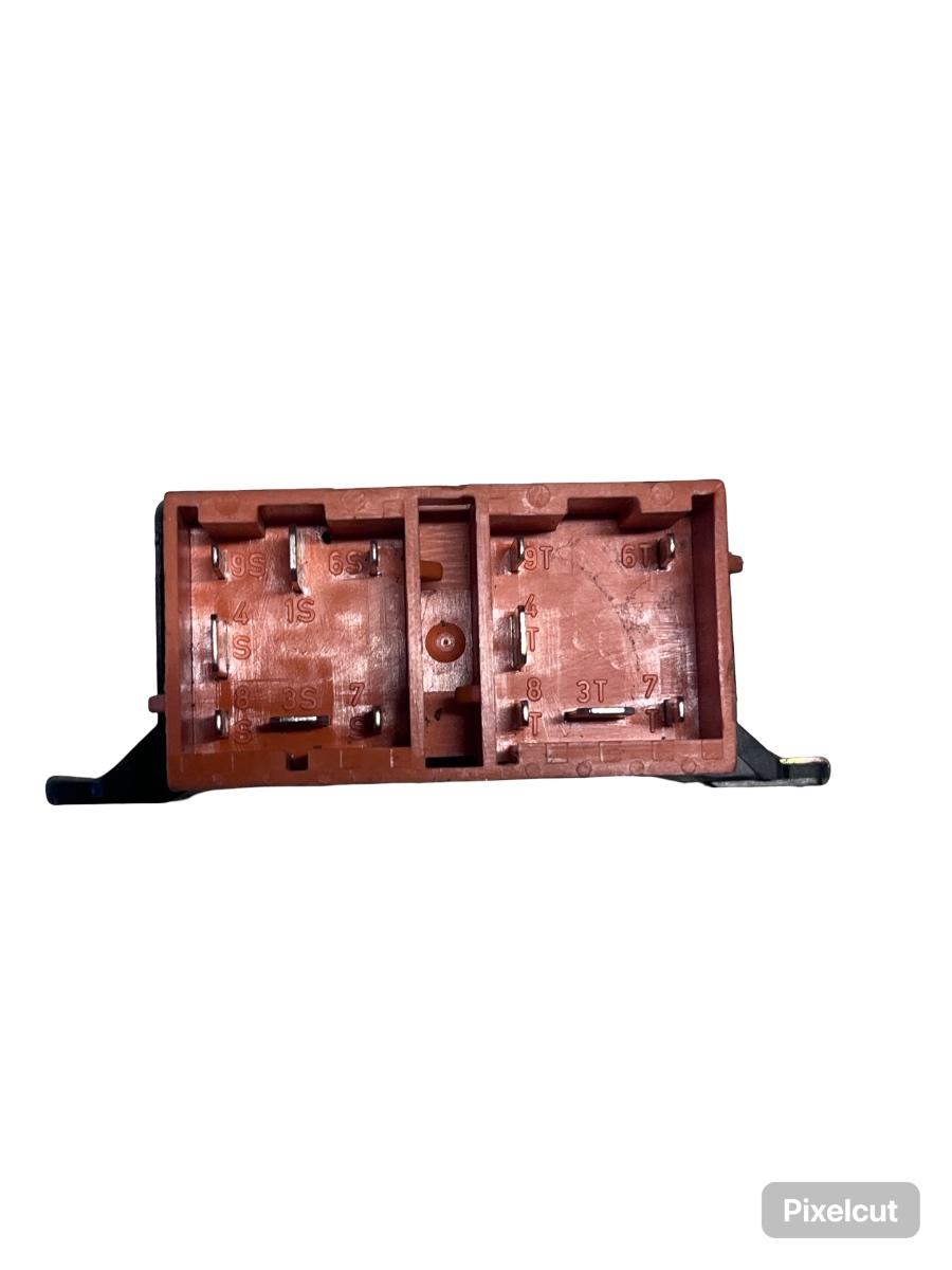 Releu lumini VOLVO S40 I VS, 644 1995 - 2004 30852028 – foto 2