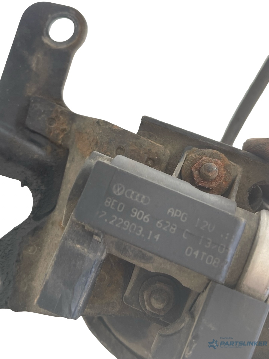 Rezervor de aer vacuum + supapa vacuum AUDI A4 II 8E2, B6 2000 - 2005 1.9 TDI AVF, AWX 8E0906628C – foto 2
