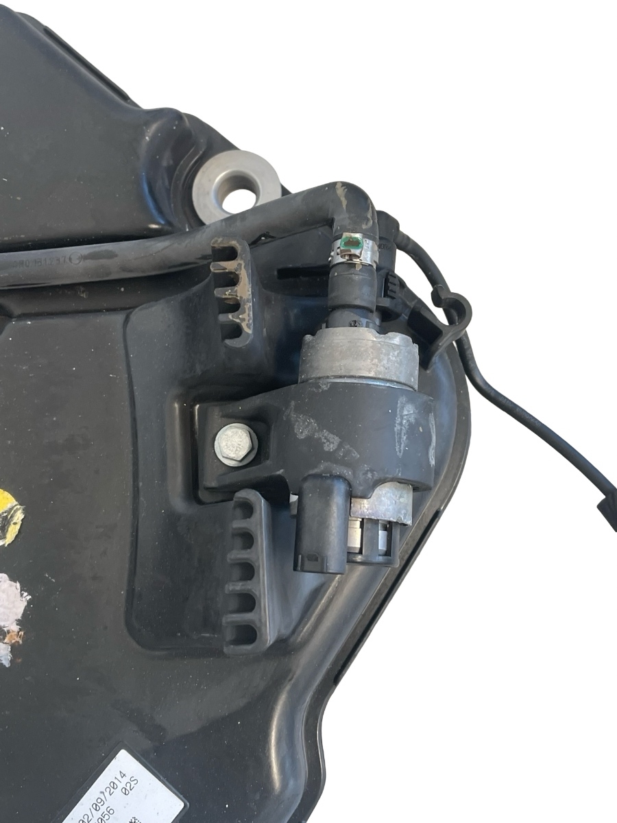 Rezervor lichid AdBlue AUDI A8 III 4H2, 4H8, 4HC, 4HL 2009 - 2018 3.0 TDI quattro CTBA 4H0131873C – foto 2