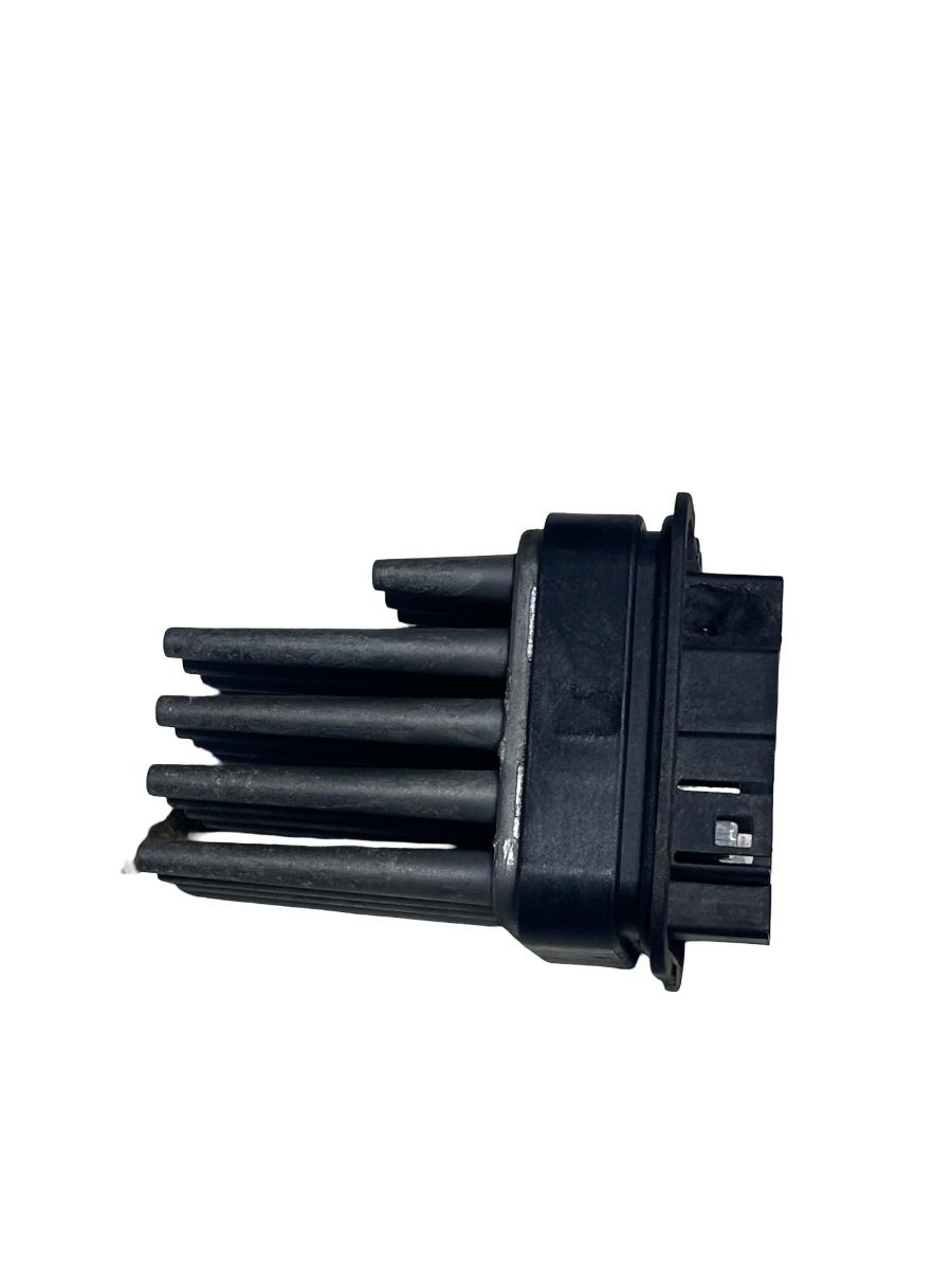 Rezistenta trepte aeroterma OPEL MERIVA X03 2003 - 2010 52488536