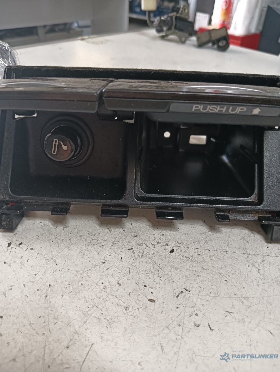 Scrumiera HONDA ACCORD VIII (CU) [ 2008 - > ] – foto 2