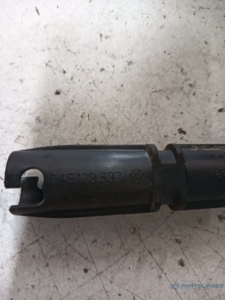 Scurgere apa VOLKSWAGEN GOLF VII (5G1, BE1) [ 2012 - > ] OEM 04e129637 – foto 2