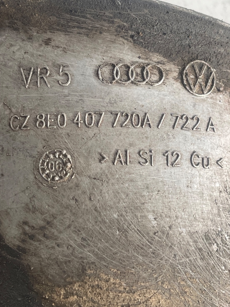 Scut cap evacuare AUDI A4 III 8EC, B7 2004 - 2008 2.0 TDI BPW 8L0407720A – foto 2