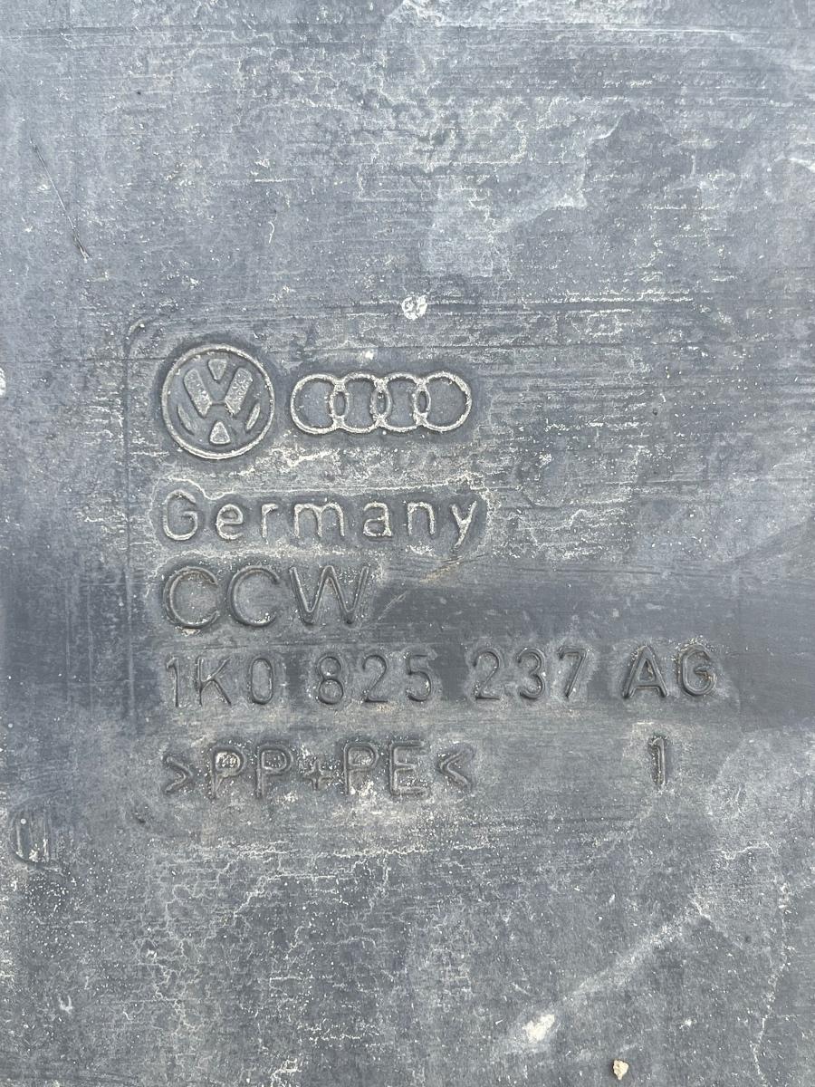 Scut de protectie motor VOLKSWAGEN GOLF VI SCURT 5K1 2008 - 2013 1K0825237AG – foto 3
