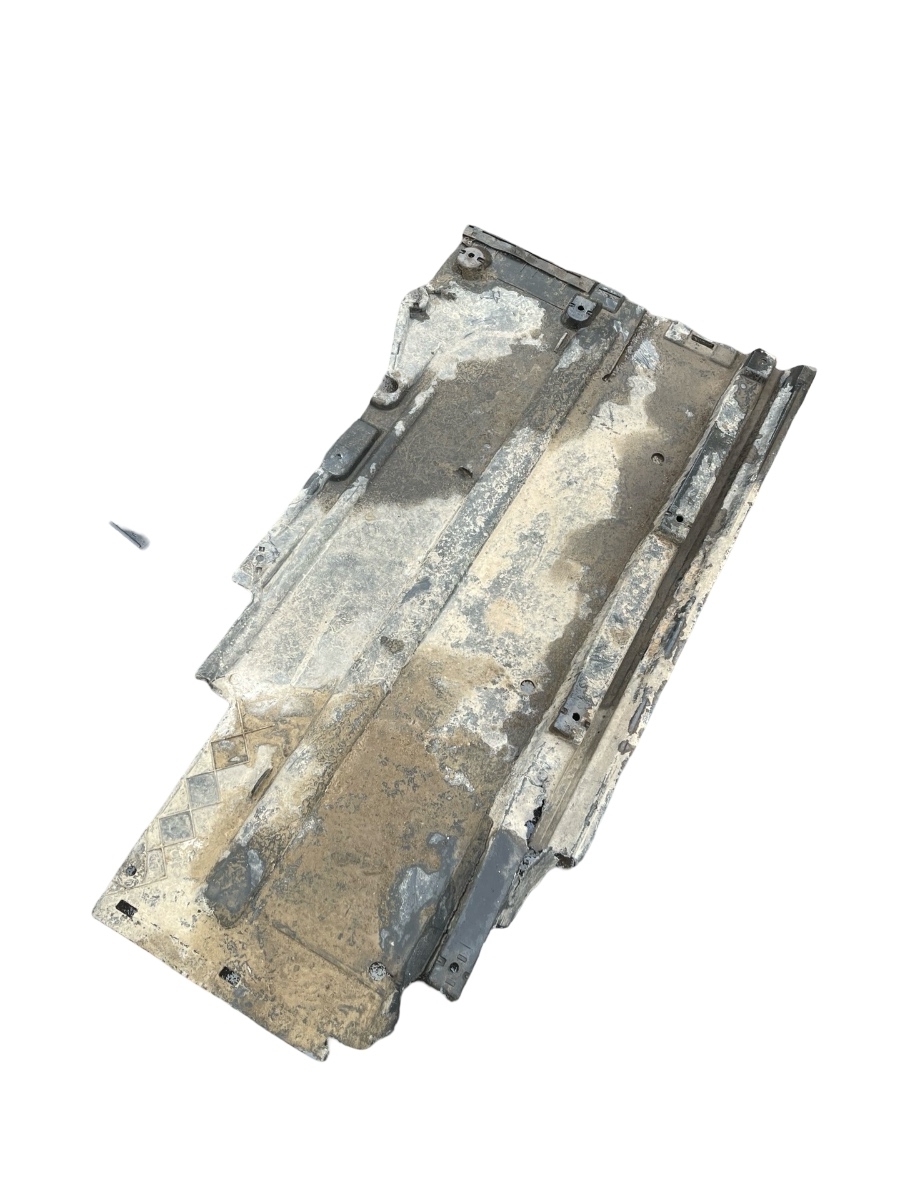 Scut de protectie sub caroserie sub masina cu defect AUDI A4 IV 8K2, B8 2007 - 2015 – foto 4