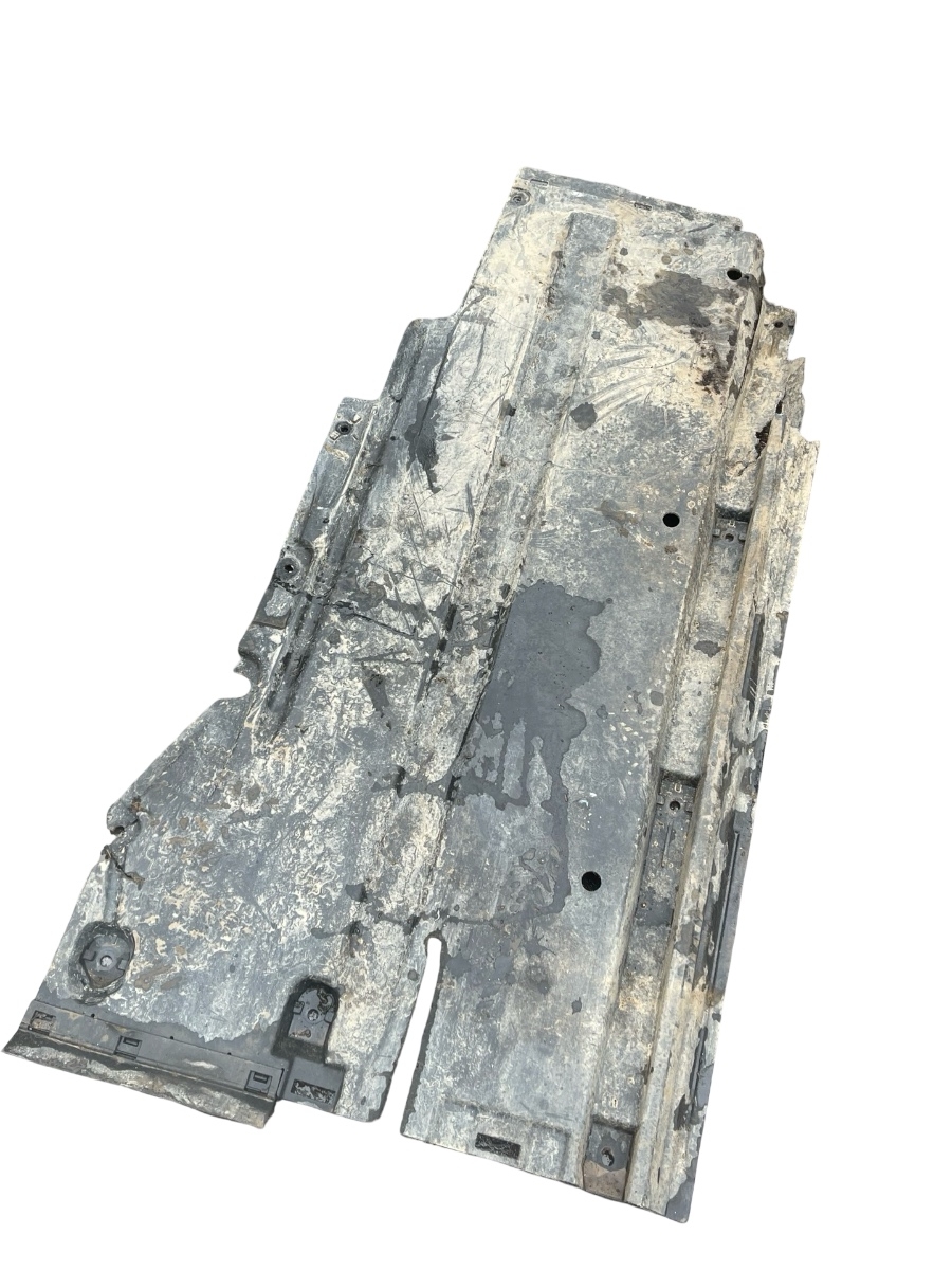 Scut de protectie sub caroserie sub masina cu defect AUDI A4 IV 8K2, B8 2007 - 2015