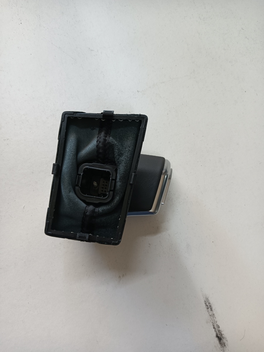 Selector viteze  AUDI A6 C8, 4A2 2018 - > 2.0 40 TDI Mild Hybrid DFBA – foto 2