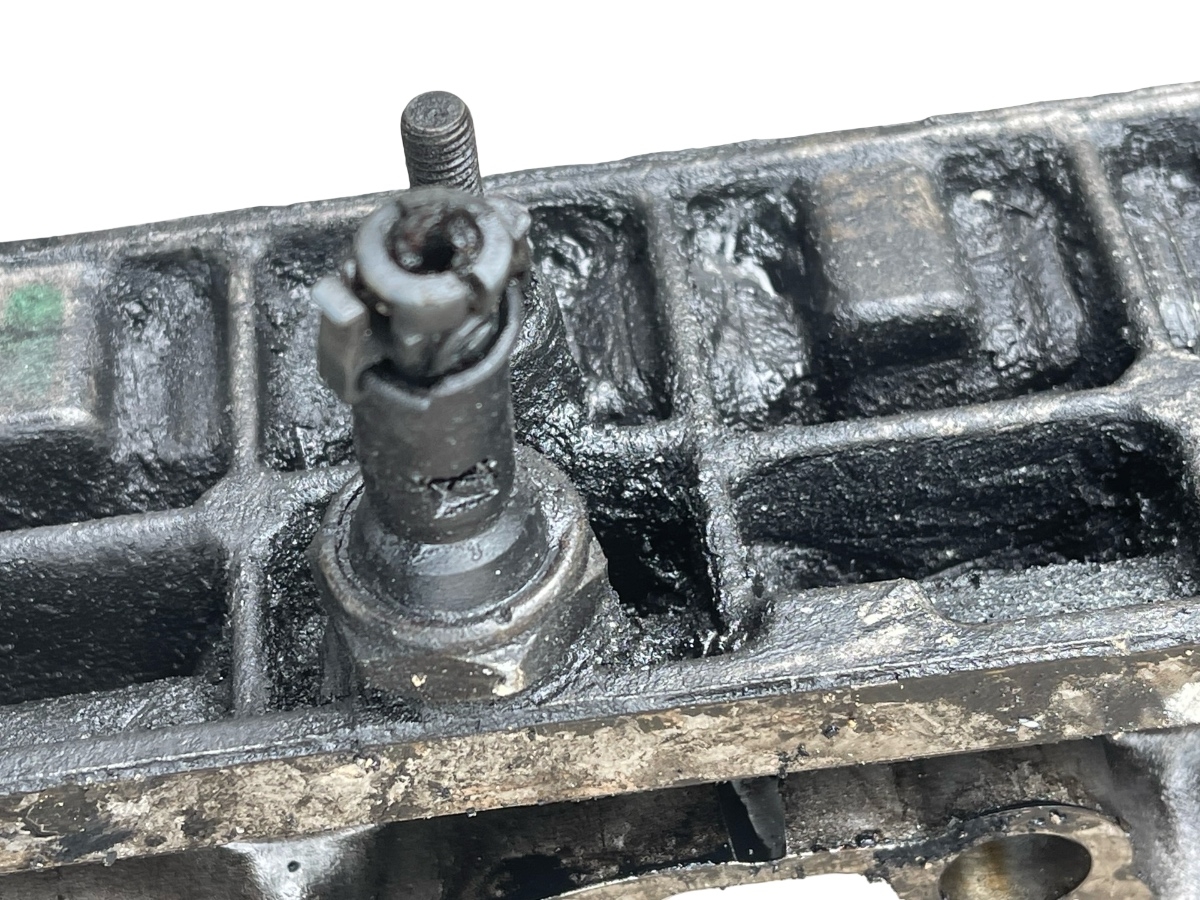 Semi baie ulei / carter VOLVO XC90 I 275 2002 - 2015 2.4D – foto 2