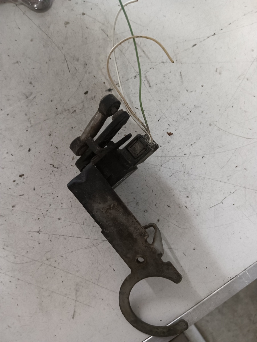Senzor balast xenon fata PEUGEOT 407 (6D_) [ 2004 - > ] OEM 1307213000 – foto 2