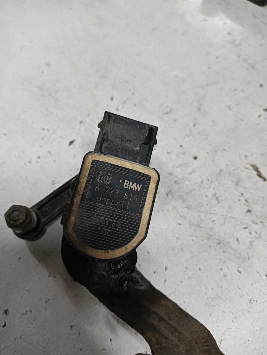 Senzor balast xenon stanga BMW X5 II (E70) [ 2006 - 2013 ] OEM 6778815 – foto 2