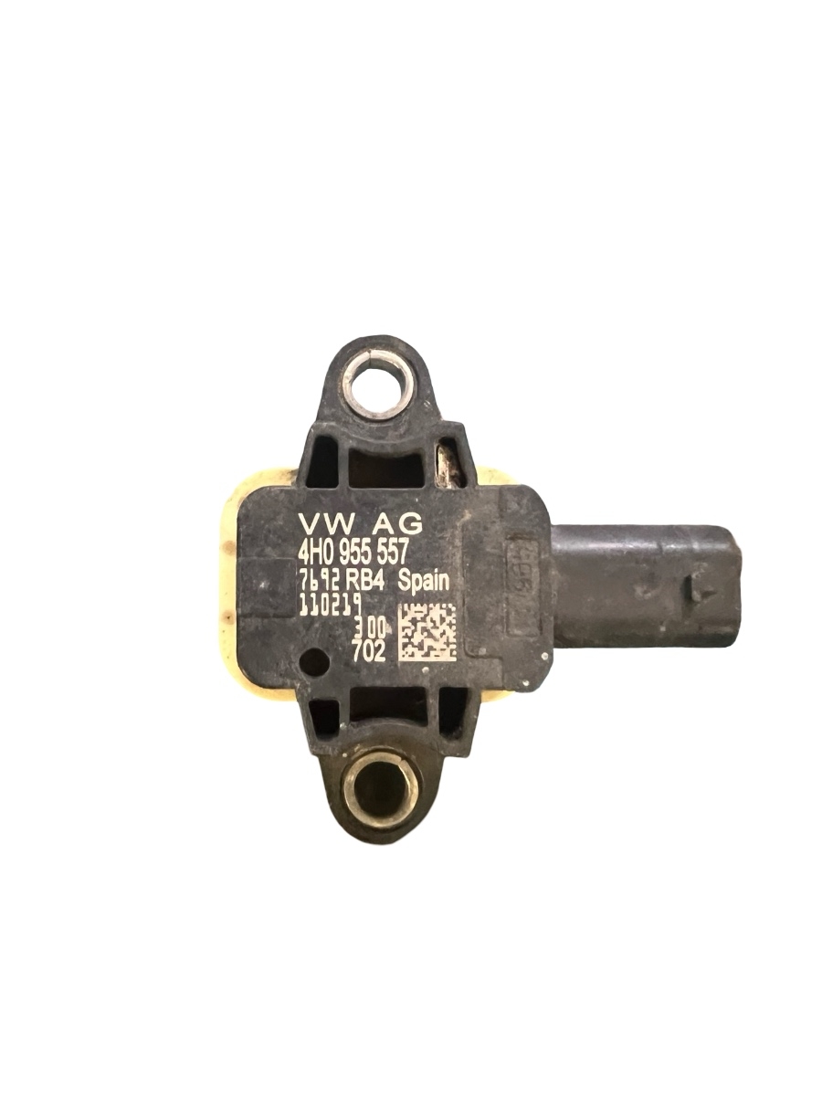 Senzor de impact airbag AUDI A6/S6 IV Saloon 4G2, C7, 4GC 2010 - 2018 VAG 4H0955557 – foto 2