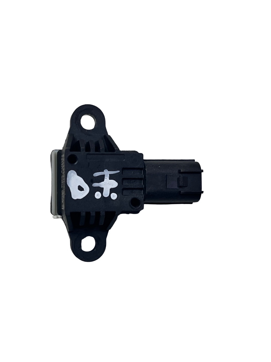 Senzor de impact airbag dreapta fata FORD FIESTA VI 2016 Facelift -> DG13-14C676-AA