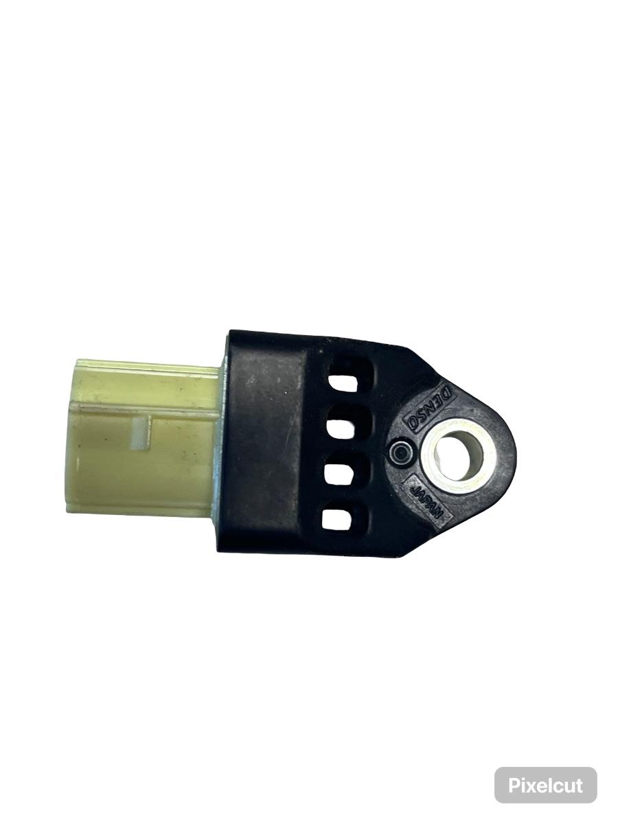 Senzor de impact airbag dreapta spate TOYOTA AURIS ZWE18_, NZE18_, ZRE18_ 2012 -> 89831-02160