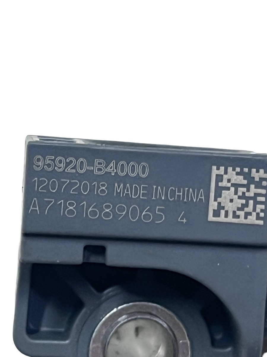 Senzor de impact airbag stanga fata KIA SPORTAGE QL, QLE 2015 -> 95920-B4000 – foto 3