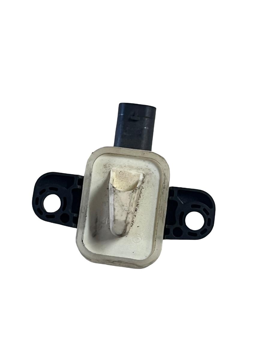 Senzor de impact airbag stanga fata MERCEDES-BENZ B-CLASS II W246, W242 2011 -> A1668210351 – foto 3