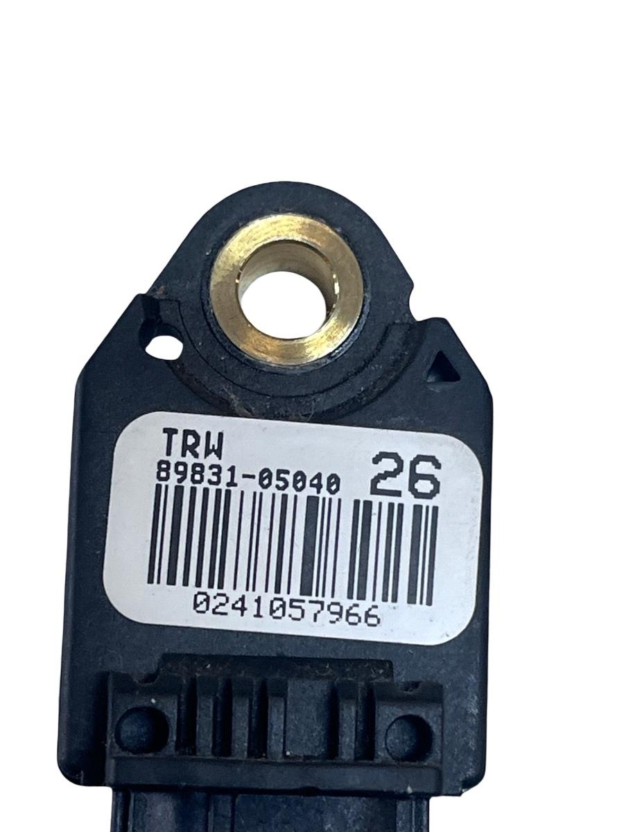 Senzor de impact airbag stanga fata TOYOTA AVENSIS Saloon _T27_ 2008 -> 89831-05040 – foto 2