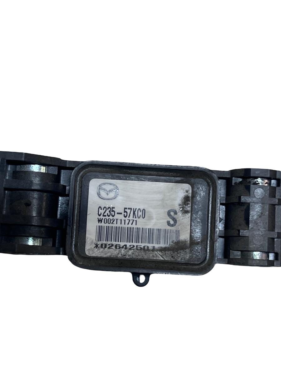 Senzor de impact airbag stanga spate MAZDA 5 CR19 2005 - 2010 C235-57KC0 – foto 2