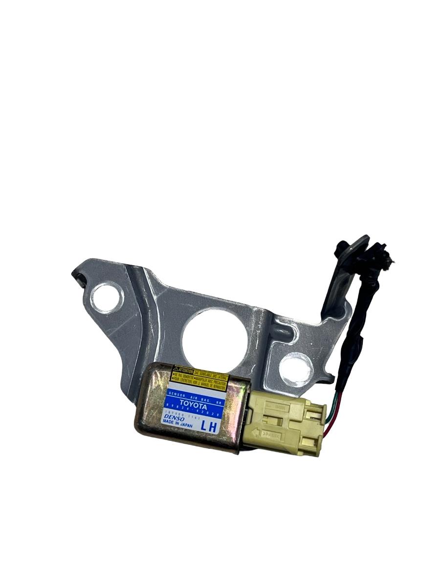 Senzor de impact airbag stanga spate TOYOTA RAV 4 II _A2_ 2000 - 2005 89834-42020