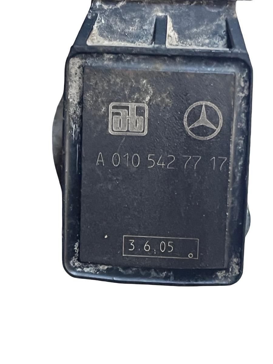 Senzor de nivel faruri dreapta fata MERCEDES-BENZ E-CLASS W211 2002 - 2009 A0105427717 – foto 4
