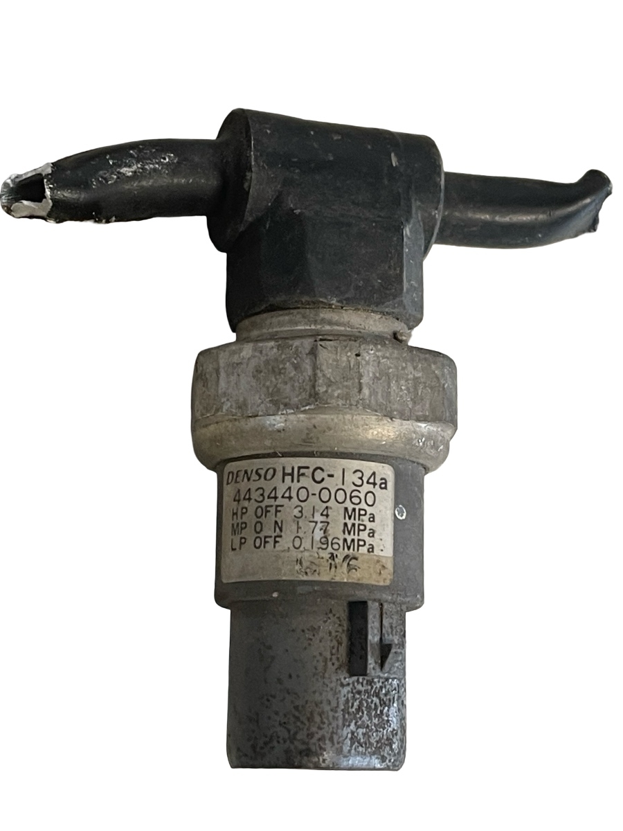 Senzor de presiune aer conditionat (AC) LEXUS RX300 MCU15 1998 - 2003 3.0i 443440-0060 – foto 2