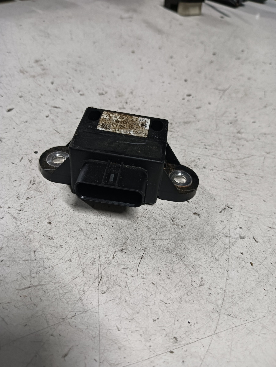 Senzor ESP MAZDA  6 2005> OEM Gj6e437y1 – foto 2