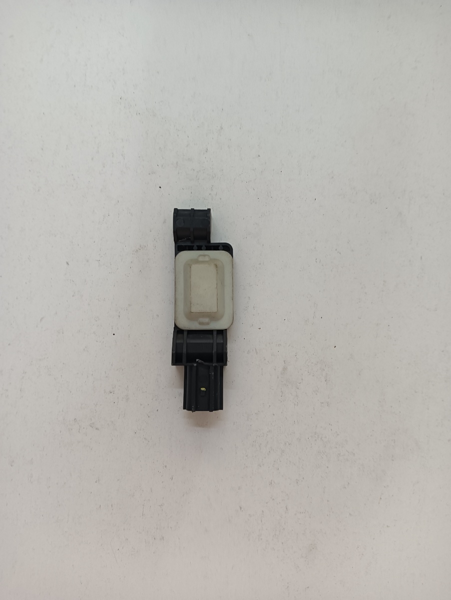 Senzor impact airbag  AUDI A8 II 4E2, 4E8 2002 - 2010 4b0959643d – foto 2