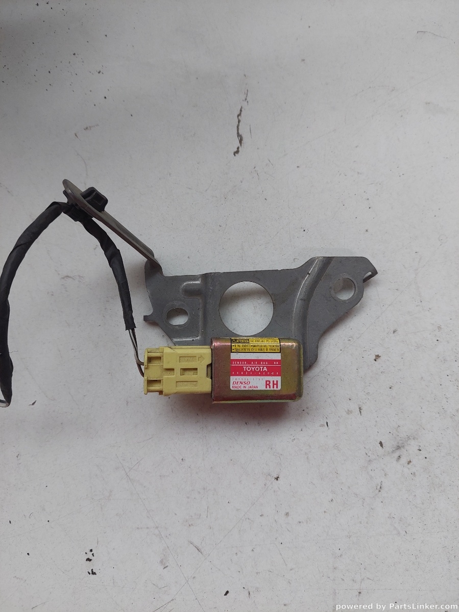 Senzor impact airbag TOYOTA RAV 4 IV (WWA4_, AVA4_, ZSA4_, ALA4_) [ 2012 - > ] Denso OEM 8983342020