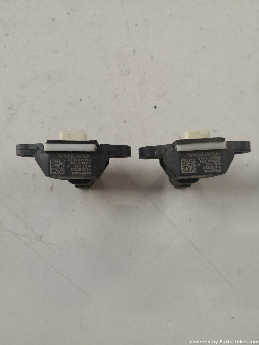 Senzor impact airbag VOLVO V40 Hatchback (525, 526) [ 2012 - > ] OEM 31360986 – foto 2