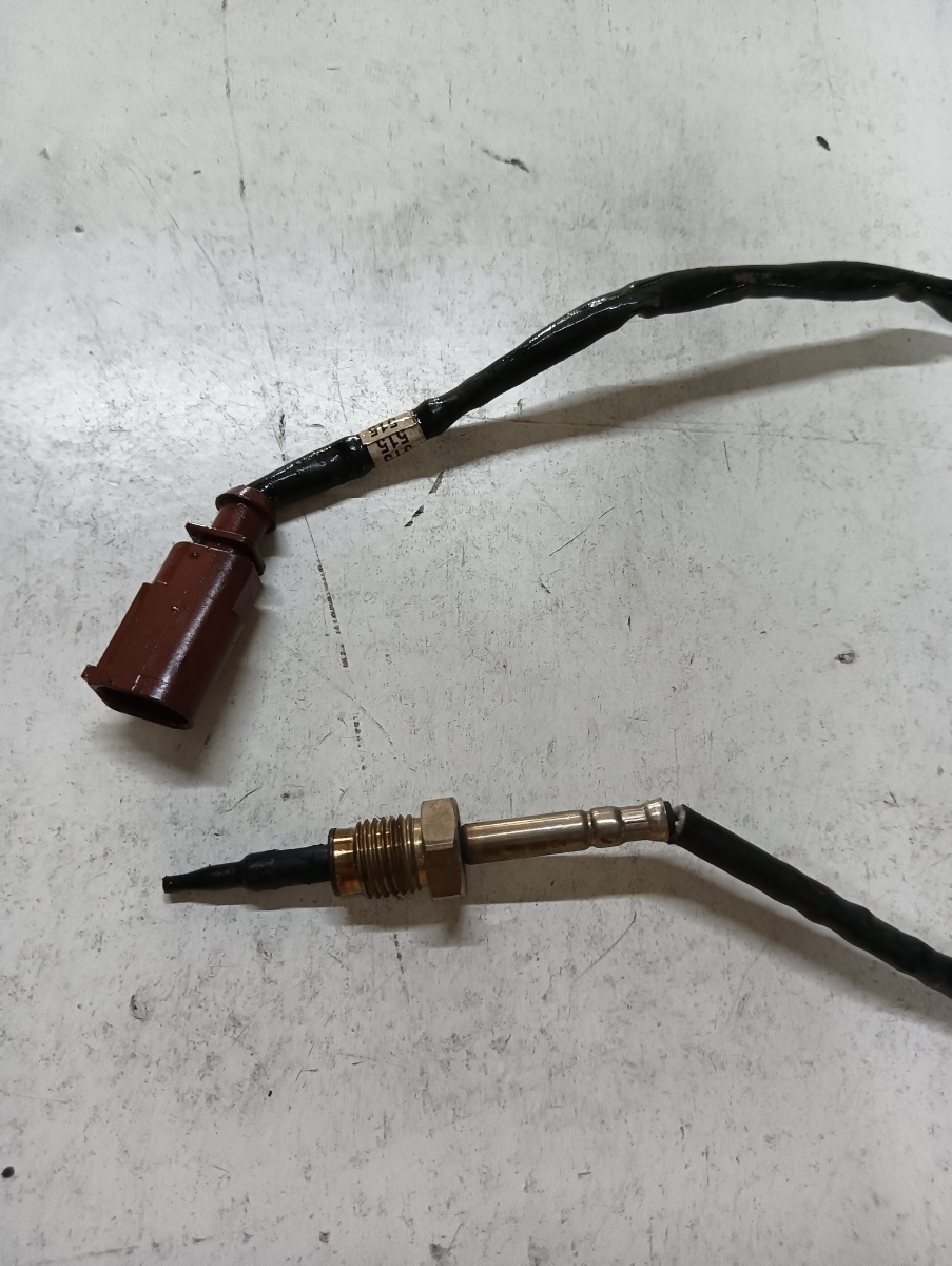 Senzor lambda VOLKSWAGEN PASSAT 3G2 2014 - > 04l906088cn – foto 2