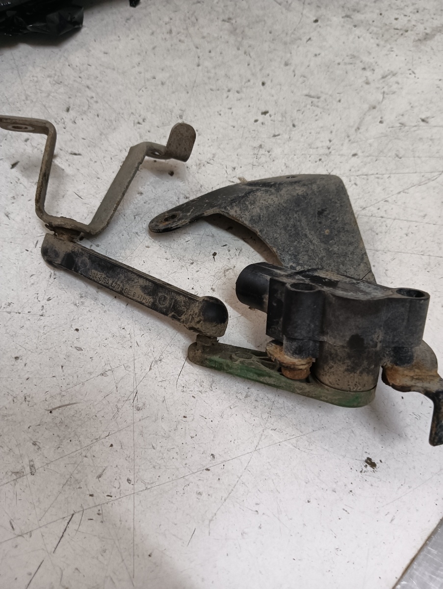 Senzor lumini xenon stanga fata VOLKSWAGEN GOLF V Variant (1K5) [ 2007 - 2009 ] OEM V10720055 – foto 2
