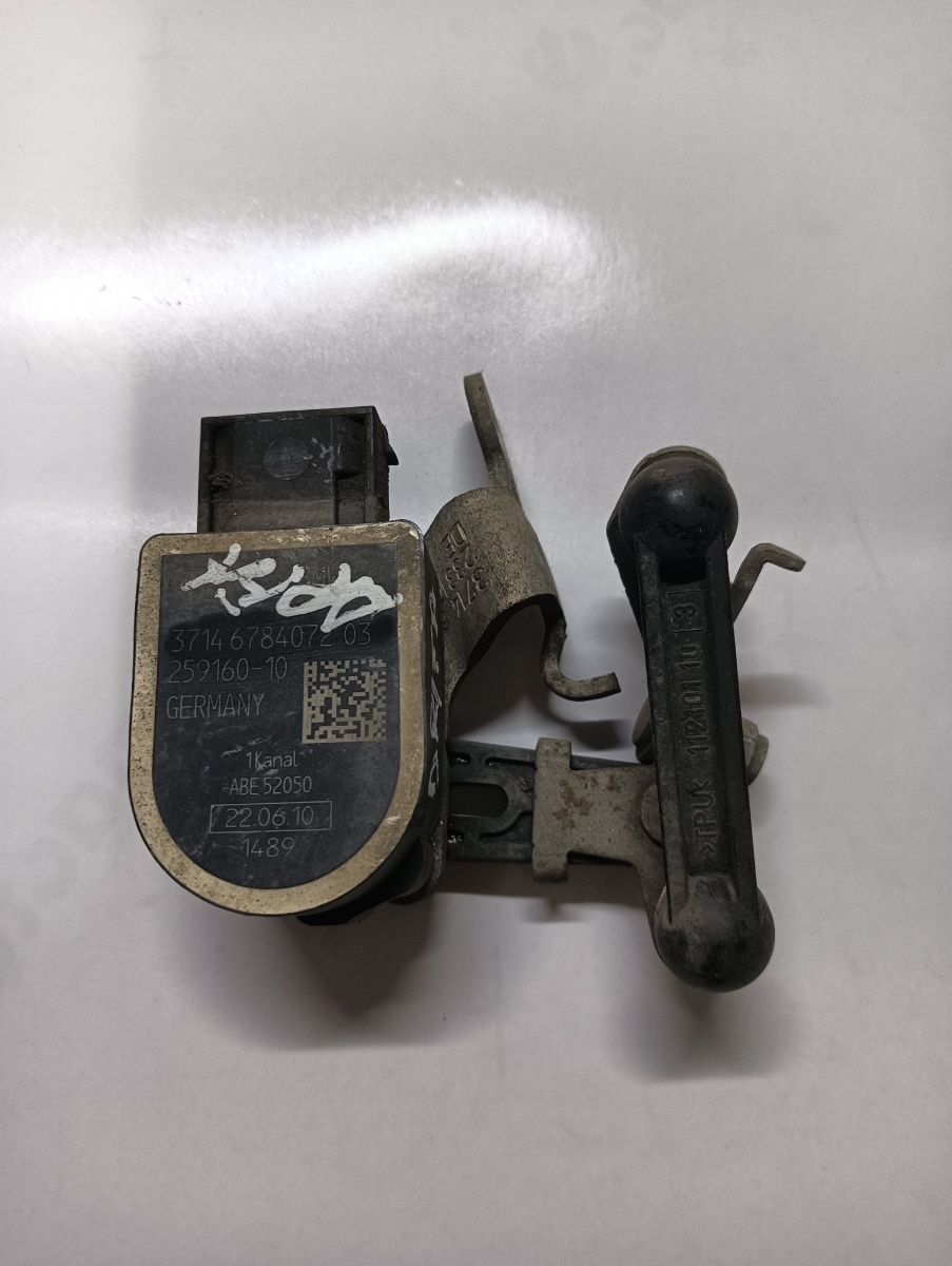 Senzor nivel balast  dreapta fata BMW 5 F10 2009 - 2016 6784072 – foto 2