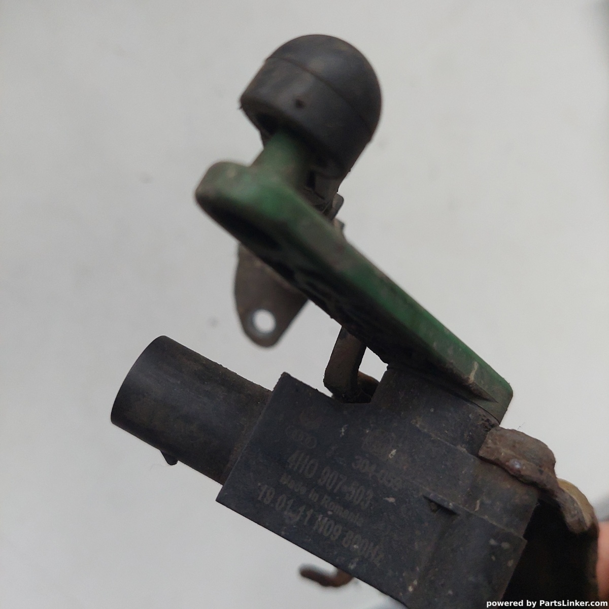 Senzor nivel faruri stanga spate AUDI A8 III (4H2, 4H8, 4HC, 4HL) [ 2009 - 2018 ] OEM 4h0907503 – foto 2