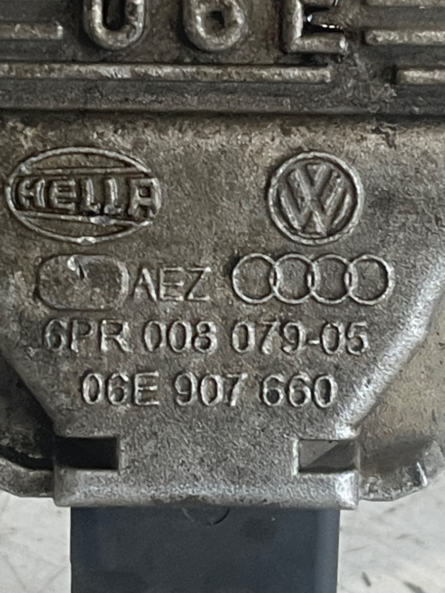 Senzor nivel ulei AUDI A3 II 8P1 2003 - 2013 2.0 TFSI AXX 06E907660 – foto 3