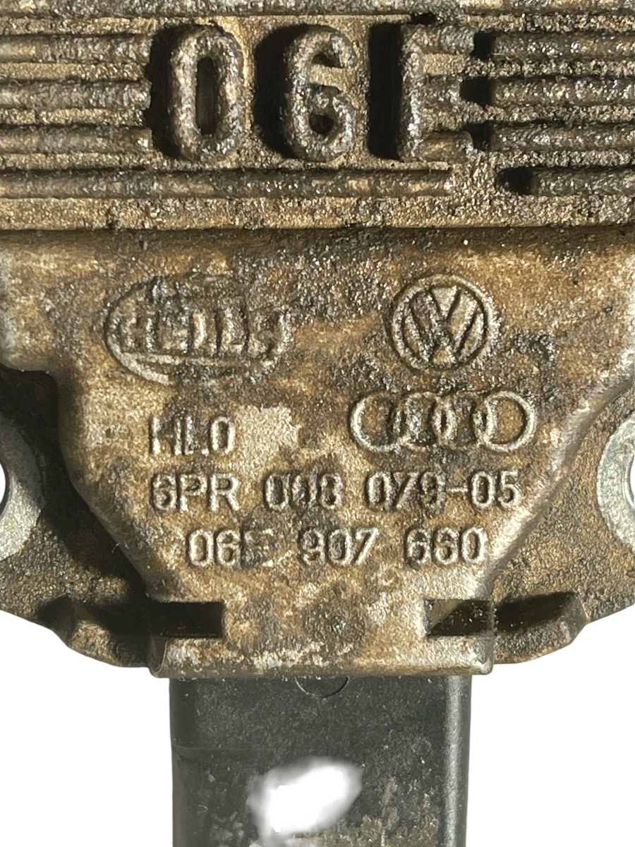 Senzor nivel ulei AUDI A6/S6 III Saloon 4F2, C6 2004 - 2011 06E907660 – foto 3