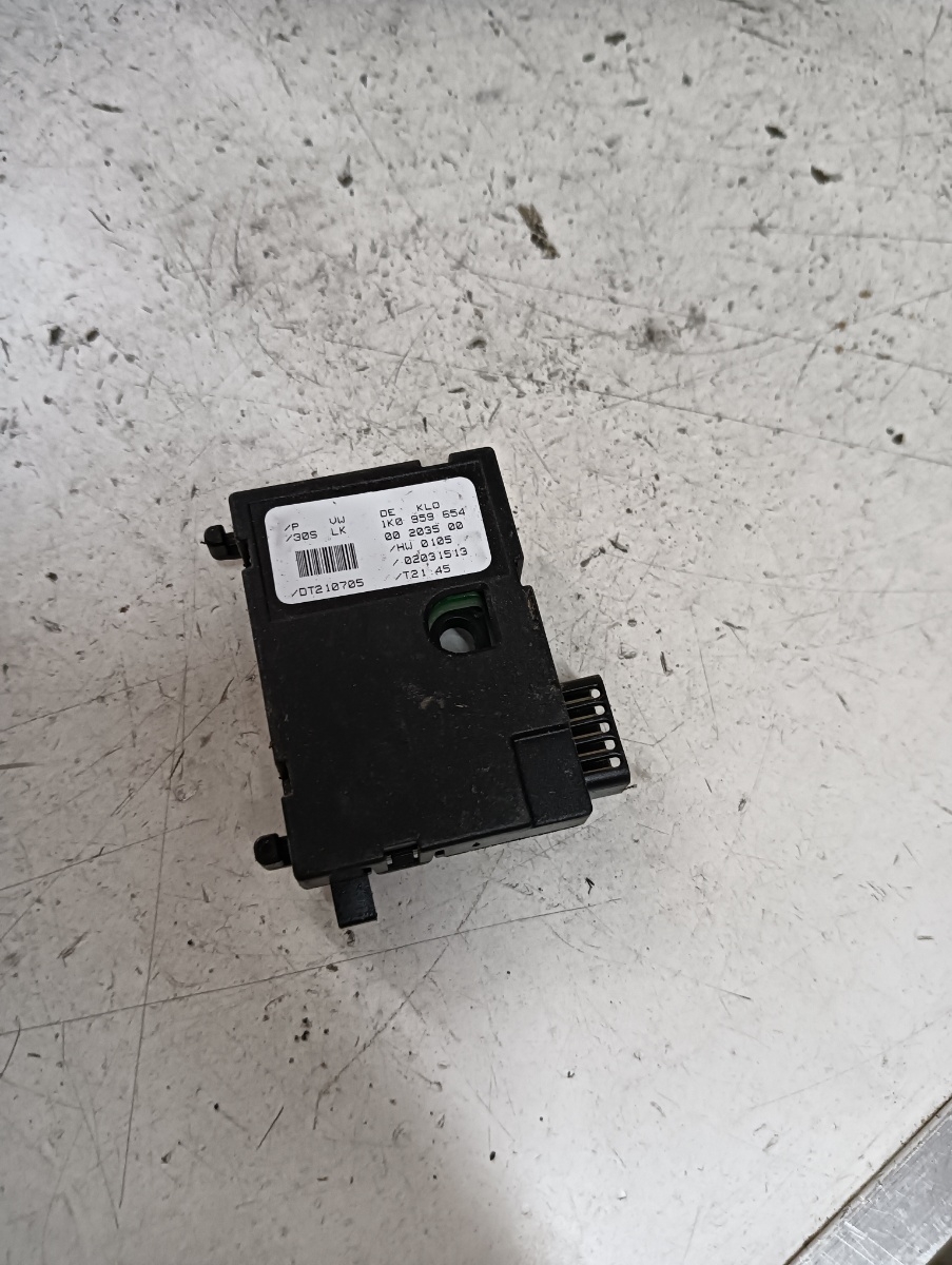 Senzor unghi volan SKODA OCTAVIA II Combi (1Z5) [ 2004 - 2013 ] OEM 1k0959654