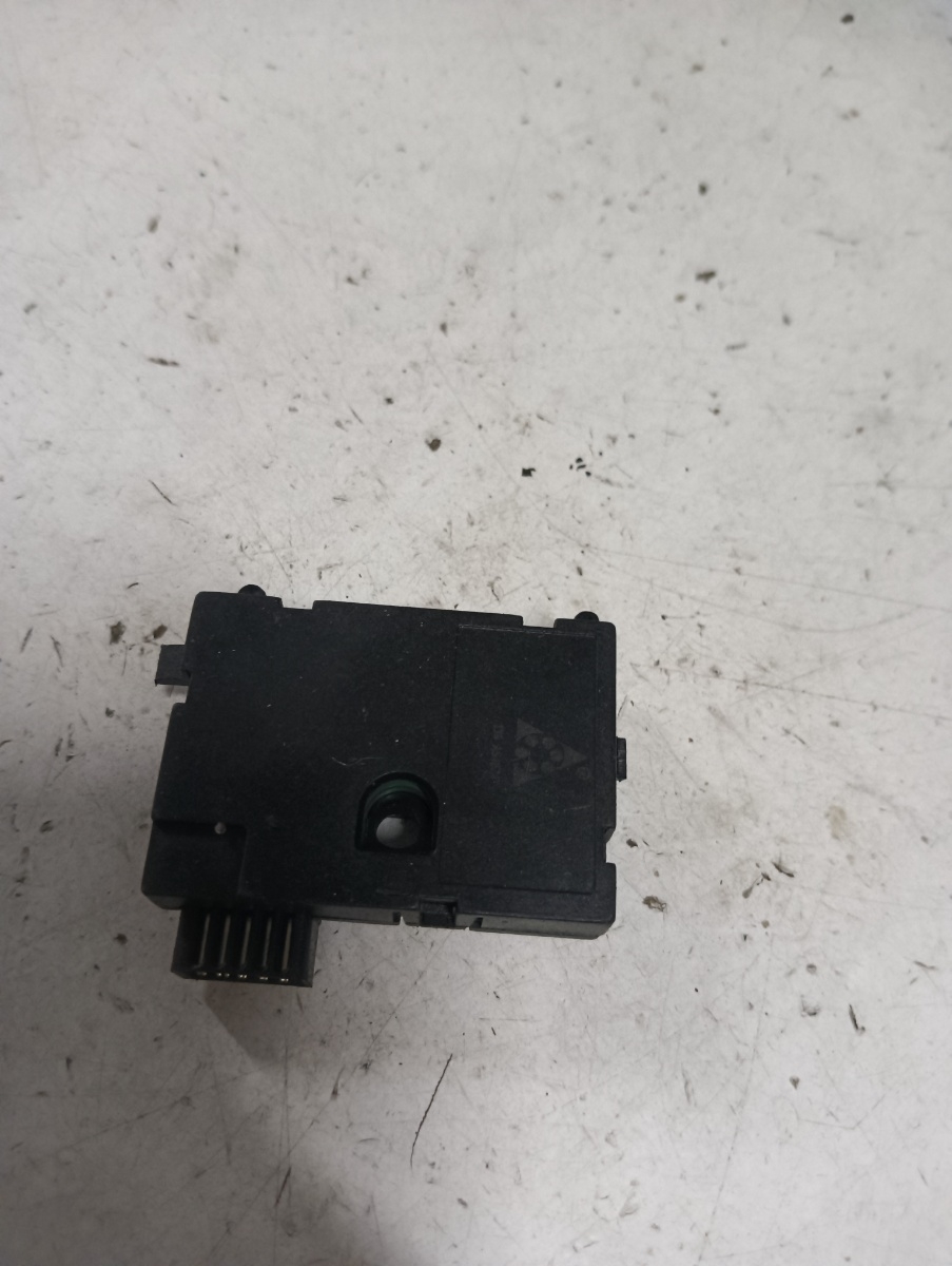 Senzor unghi volan  VOLKSWAGEN GOLF PLUS (5M1, 521) [ 2004 - 2013 ] – foto 2