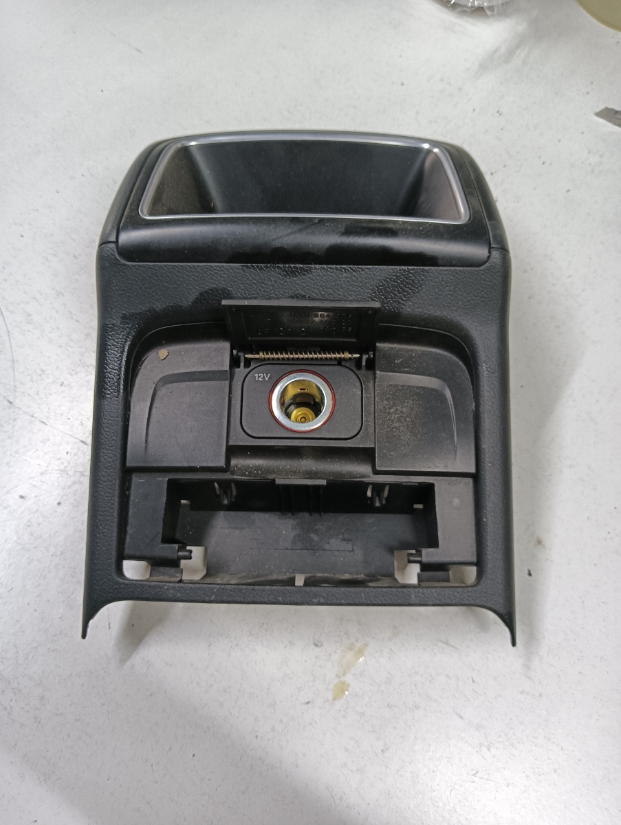 Sertar/bricheta  AUDI A5/S5 8T3 2007 - 2017 8k0863300b – foto 2