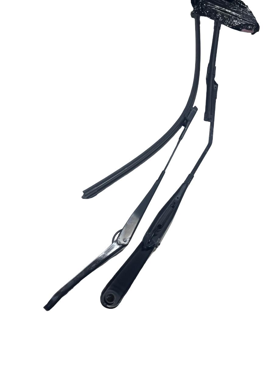 Set Brate stergatoare parbriz FORD FIESTA VI 2015 -> 8A61-17526-B
