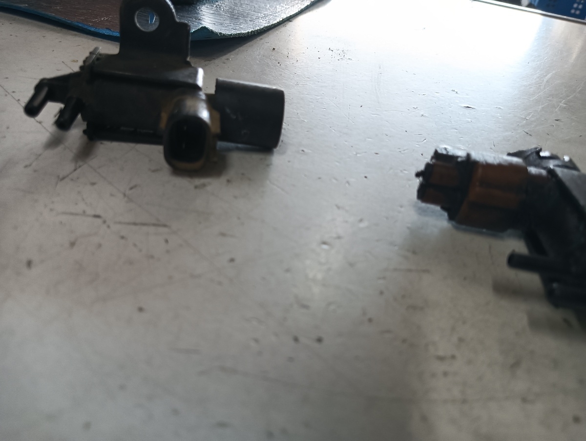 set Electrovalva TOYOTA LAND CRUISER 90 _J9_ 1995 - > – foto 2