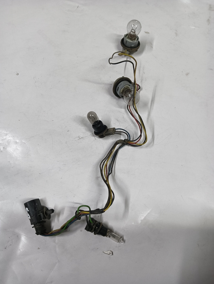 Soclu catadioptru stanga spate AUDI Q7 4LB 2006 - 2016 – foto 2
