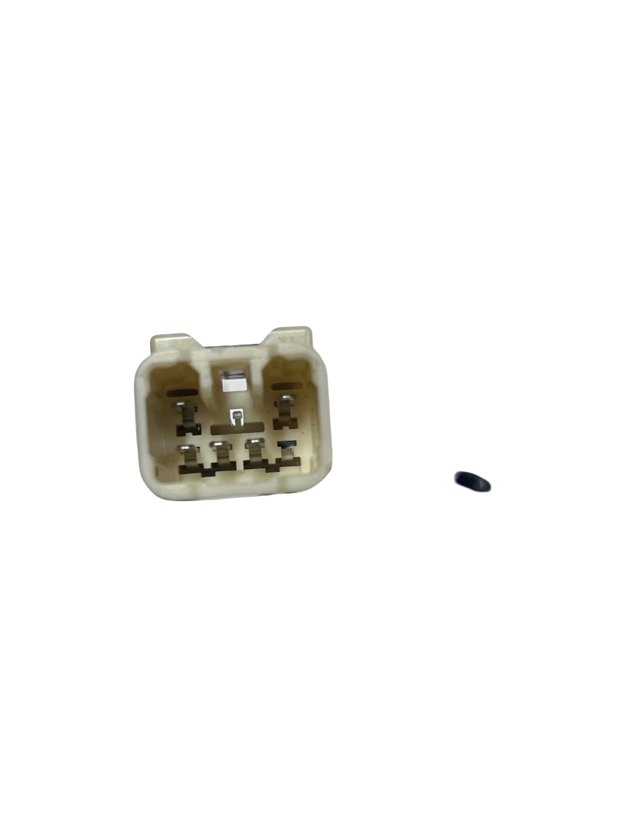 Soclu dreapta spate TOYOTA YARIS _P13_ 2012 - > – foto 2