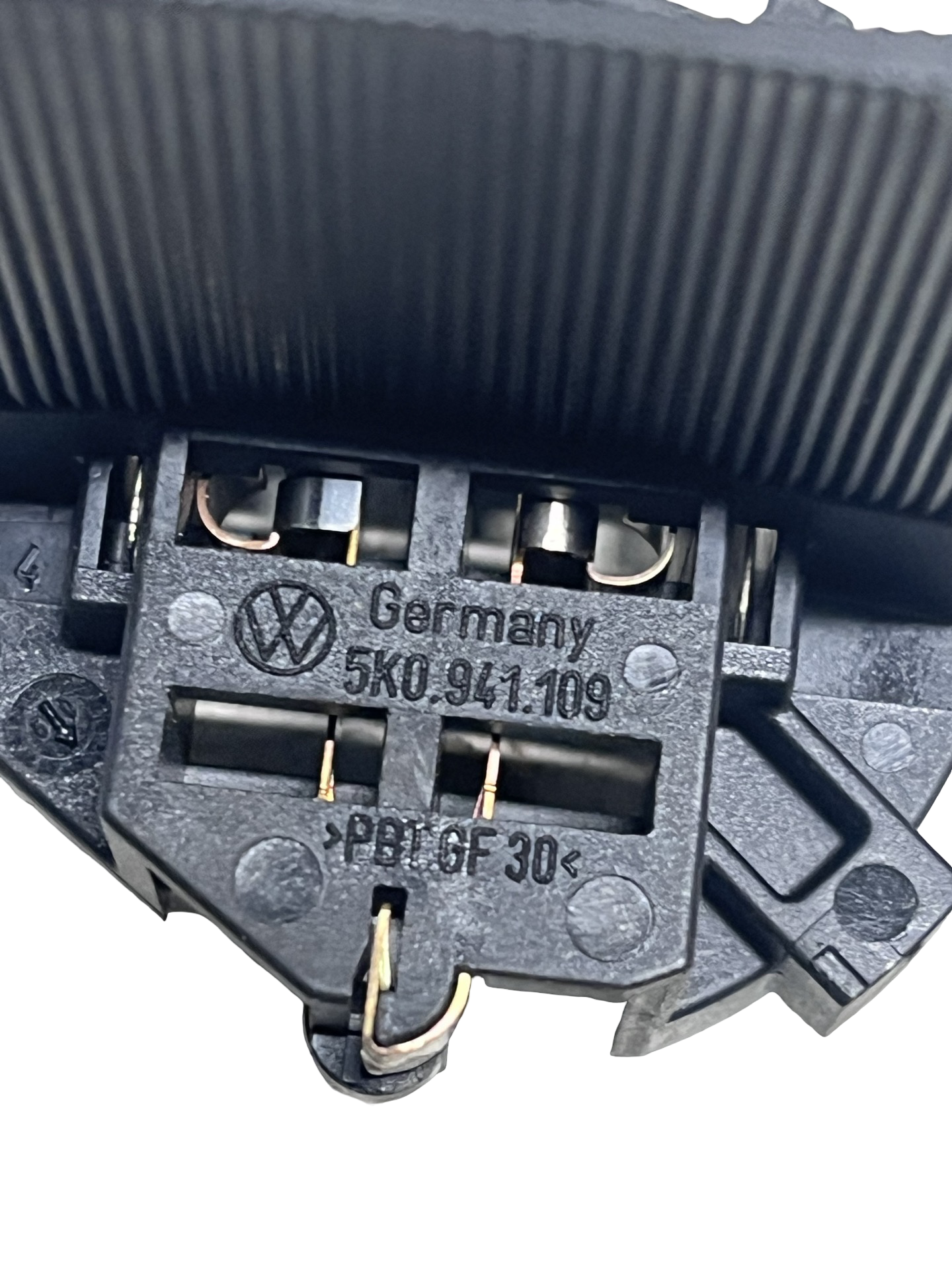 Soclu far Volkswagen Golf 6 Hatchback 1.4 CAVD TSI 2008–2013 Facelift - cod: 5K0941109 – foto 2