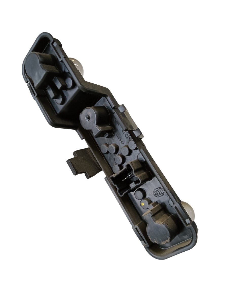 Soclu stop dreapta spate NISSAN ALMERA II N16 2000 - > – foto 2