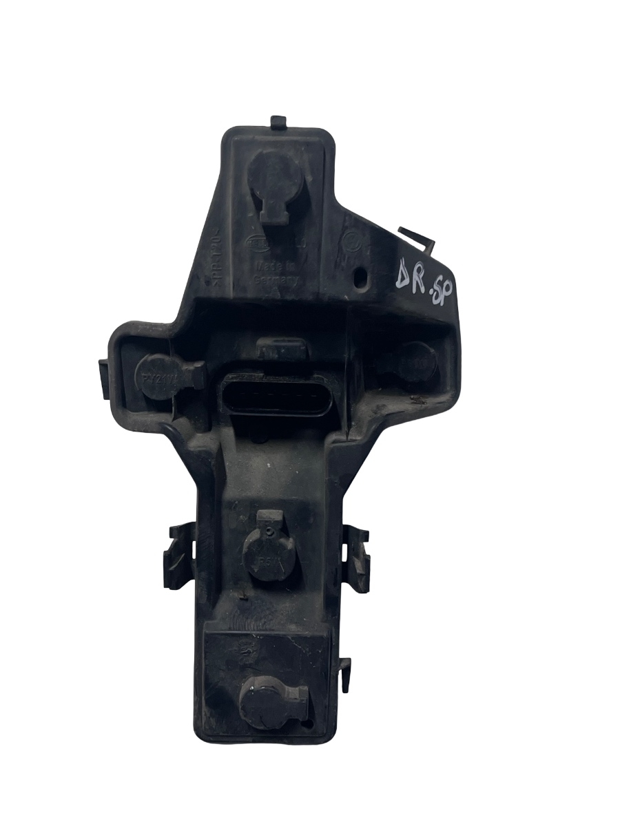 Soclu stop dreapta spate VOLKSWAGEN TOURAN  Facelift 1T1, 1T2 2003 - 2010 1T0945258D – foto 2