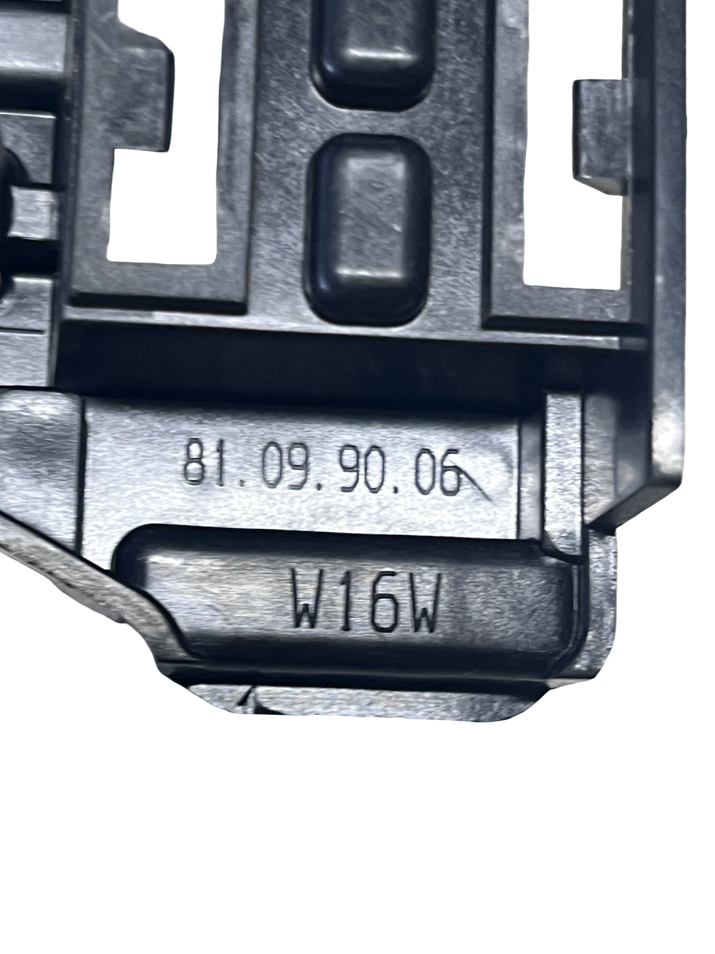 Soclu Stop haion dreapta spate Audi A3 (8P) Hatchback 2004–2013 - cod: 81099006 – foto 2