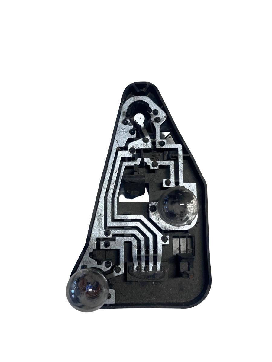 Soclu stop stanga spate BMW X3 E83N 2003 - 2011 3418439