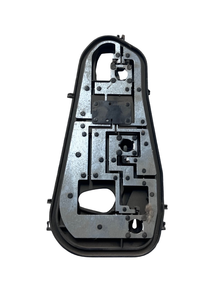 Soclu stop  stanga spate DACIA LOGAN LS Facelift _ 2004 - >